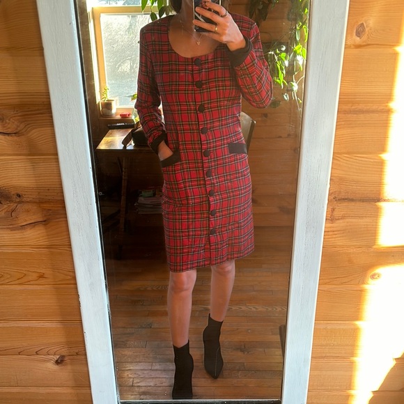 Express Dresses & Skirts - 💋Vintage Express Red Plaid Button-Down Dress